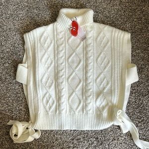 BRAND NEW CIDER Cream Solid Cable Knit Vest